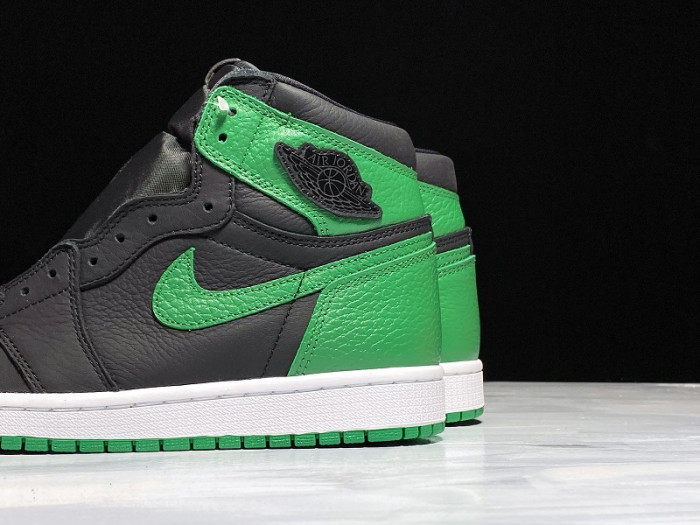Air Jordan 1 High “Pine Green” 555088-030