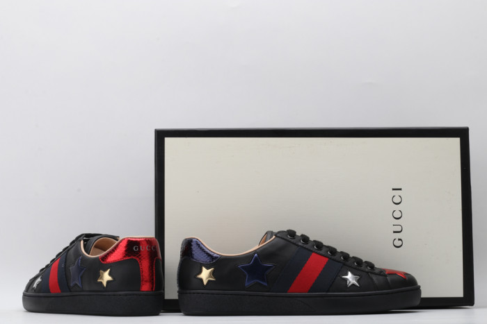 G*u*i low-top sneaker