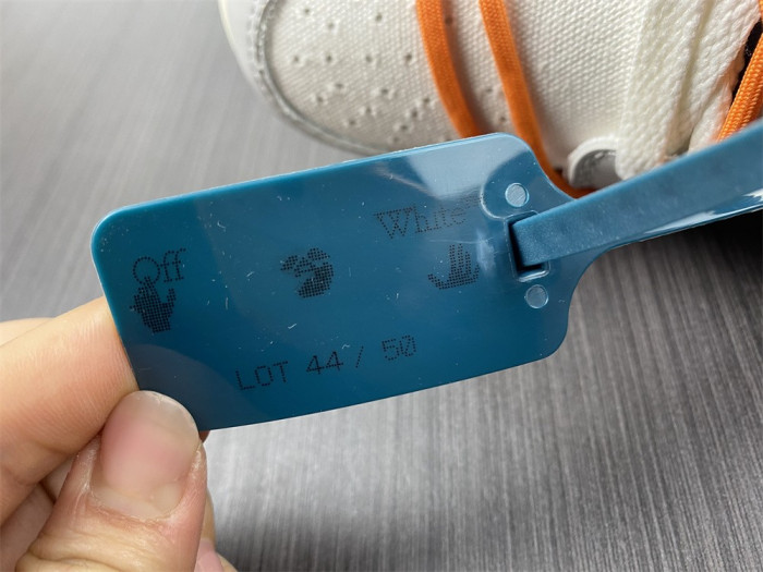 Off-White x Dunk Low