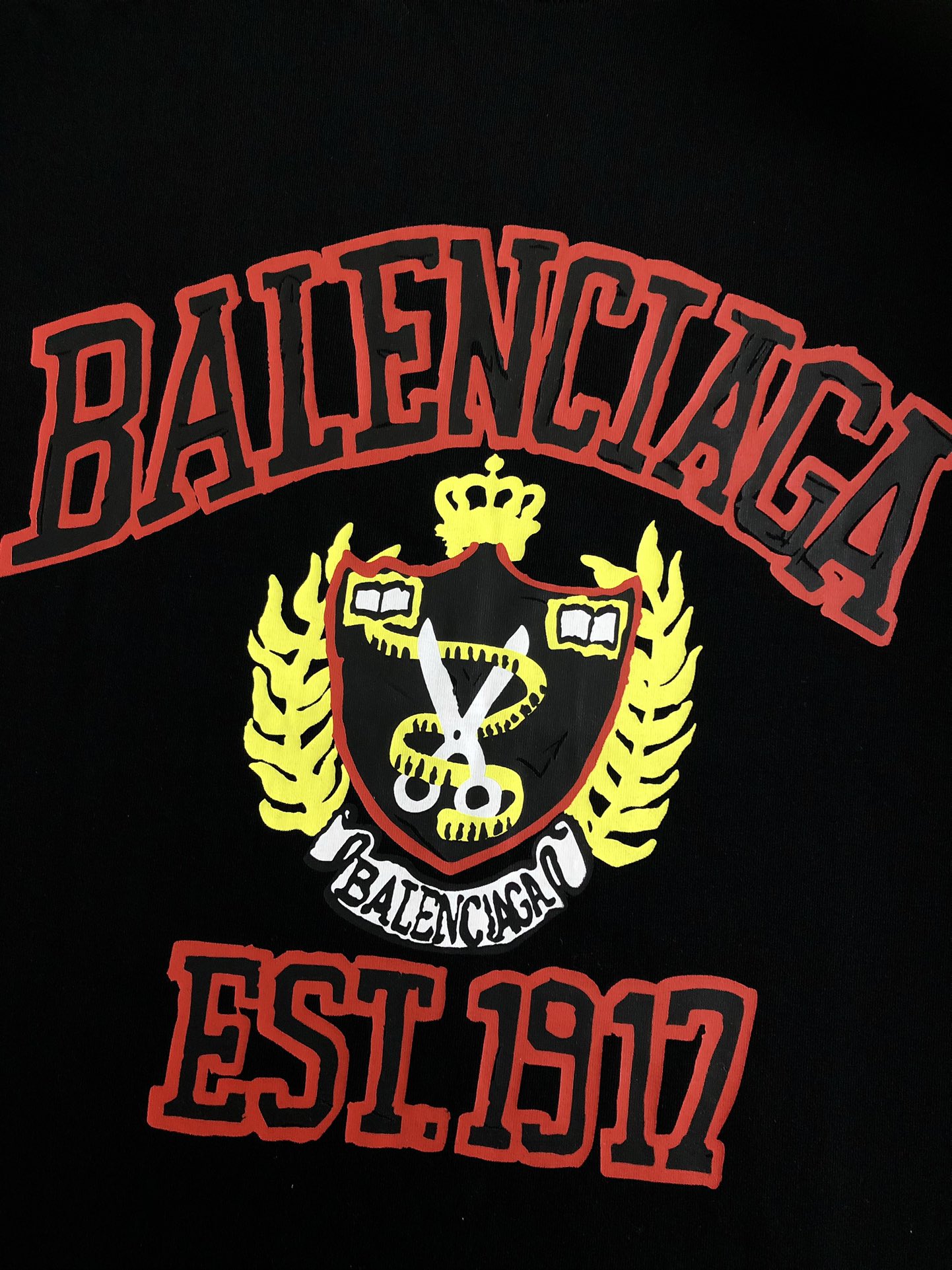 Ba*len*cia*ga t-shirts