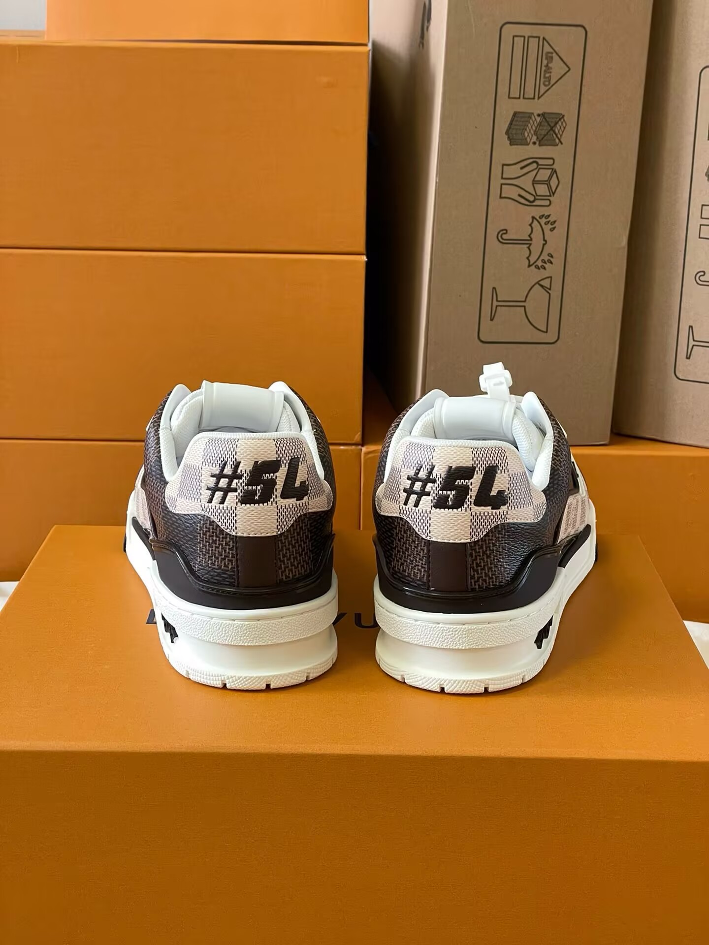 Loui Vuitto TRAINER SNEAKER